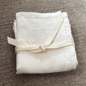 Elegant Cream Linen Napkins